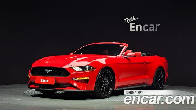 Ford Mustang Convertible