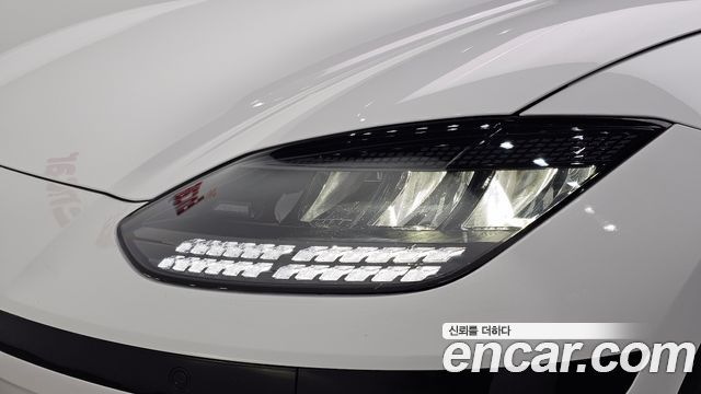 Hyundai Ioniq 6 Long Range Exclusive + 2023 — фото 22