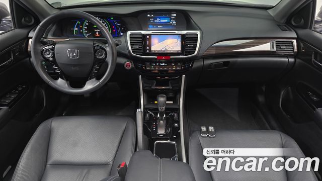 Honda Accord 2.0 Hybrid 9th 2017 — фото 7