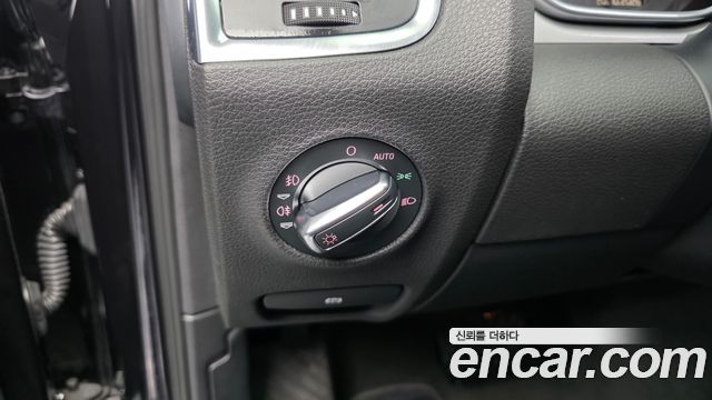Audi Q7 35 TDI Quattro Dynamic 4L 2015 — фото 17