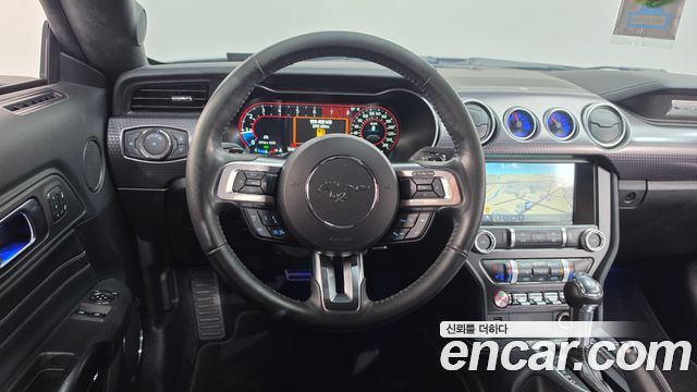 Ford Mustang Coupe 2019 — фото 14