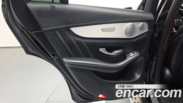 Mercedes-Benz GLC-Class (X253) AMG GLC63 4MATIC+ 2018 — фото 31