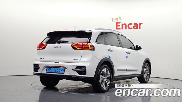 Kia Niro EV Prestige 2022 — фото 2