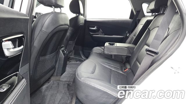 Kia Niro EV Prestige 2022 — фото 12