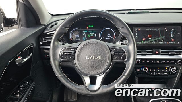 Kia Niro EV Prestige 2022 — фото 15