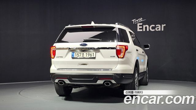 Ford Explorer 2.3 Limited 4WD 5th 2018 — фото 4