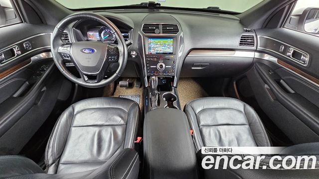 Ford Explorer 2.3 Limited 4WD 5th 2018 — фото 7