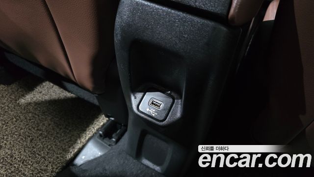 Jeep Renegade 2.4 Longitude High 2018 — фото 29