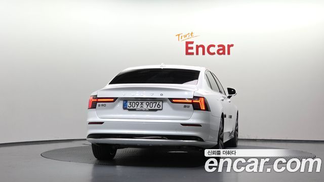 Volvo S90 B5 Ultra Bright 2026 — фото 4