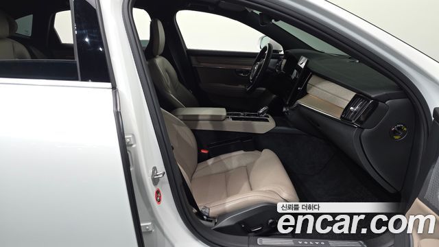 Volvo S90 B5 Ultra Bright 2026 — фото 26