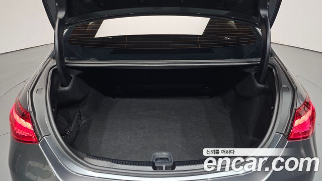 Mercedes-Benz C-Class (W206) C300 AMG Line 2022 — фото 20