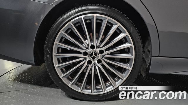 Mercedes-Benz C-Class (W206) C300 AMG Line 2022 — фото 21