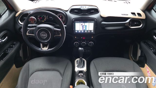 Jeep Renegade 2.4 Longitude 2015 — фото 7