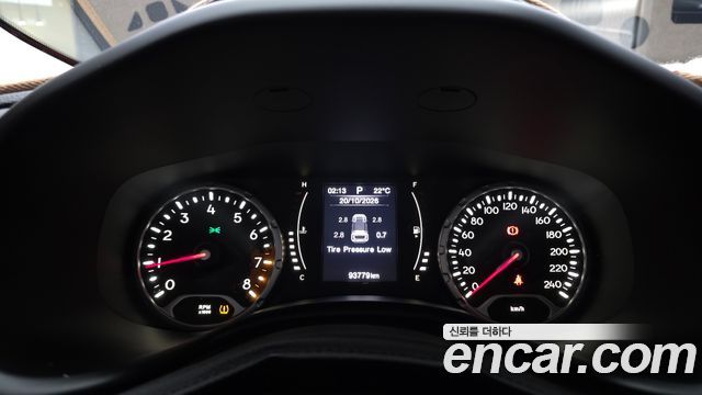 Jeep Renegade 2.4 Longitude 2015 — фото 8
