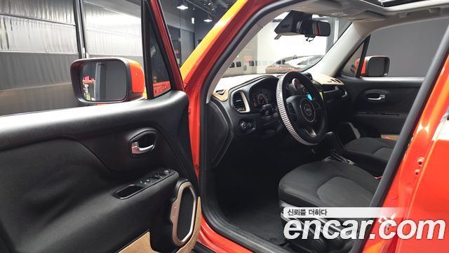 Jeep Renegade 2.4 Longitude 2015 — фото 10