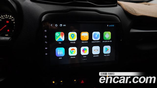 Jeep Renegade 2.4 Longitude 2015 — фото 15