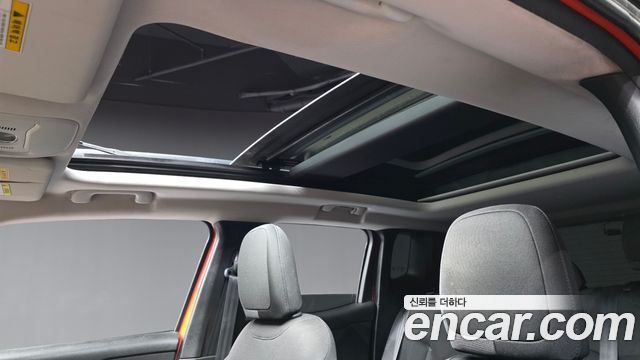 Jeep Renegade 2.4 Longitude 2015 — фото 18