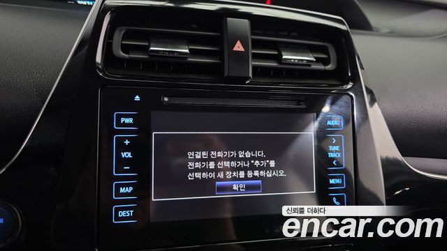 Toyota Prius (IV) 1.8 E 2018 — фото 27