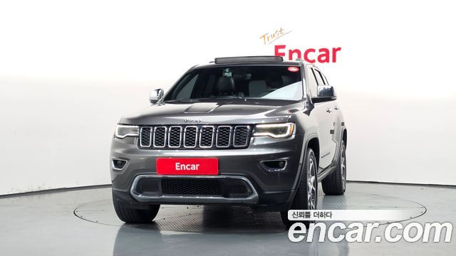 Jeep Grand Cherokee 3.6 Limited WK2 2021 — фото 3