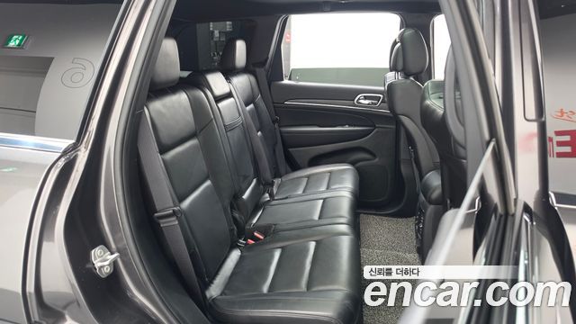 Jeep Grand Cherokee 3.6 Limited WK2 2021 — фото 11