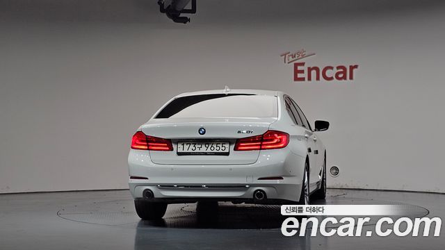 BMW 5 Series (G30) 520i Luxury 2020 — фото 4