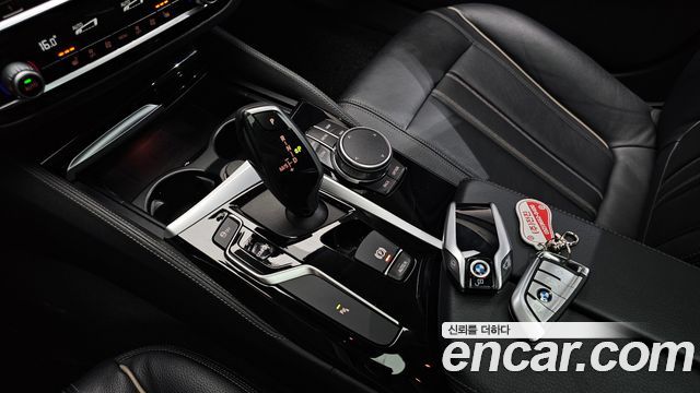 BMW 5 Series (G30) 520i Luxury 2020 — фото 9