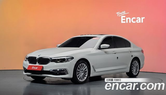 BMW 5 Series (G30) 520i Luxury