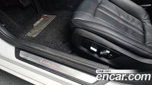 BMW 5 Series (G30) 520i Luxury 2020 — фото 31