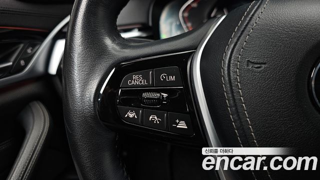 BMW 5 Series (G30) 520i Luxury 2020 — фото 32