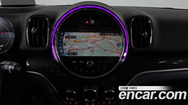 MINI Cooper S Countryman ALL4 Classic Launch Pack 2nd 2023 — фото 17
