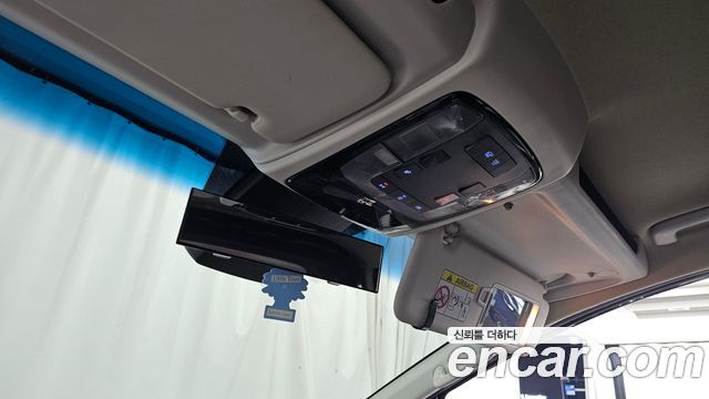 Hyundai Staria Cargo 5-Seater Modern 2022 — фото 18