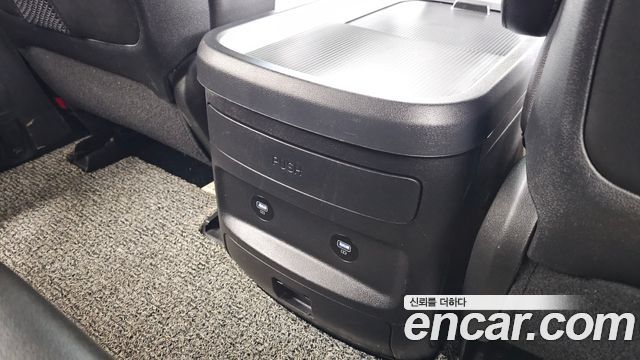 Hyundai Staria Cargo 5-Seater Modern 2022 — фото 19