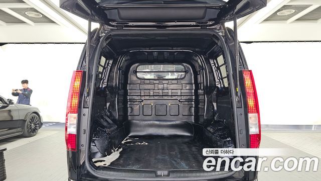 Hyundai Staria Cargo 5-Seater Modern 2022 — фото 20