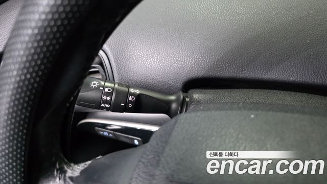 Toyota Prius (IV) 1.8 E 2017 — фото 35