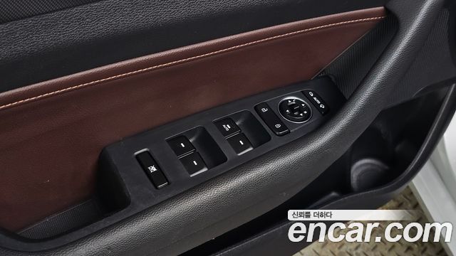 Hyundai Sonata (LF) 2.0 Care+ 2017 — фото 34
