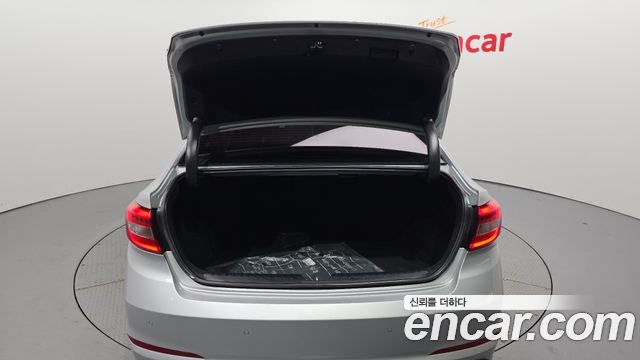 Hyundai Sonata (LF) 2.0 Care+ 2017 — фото 35