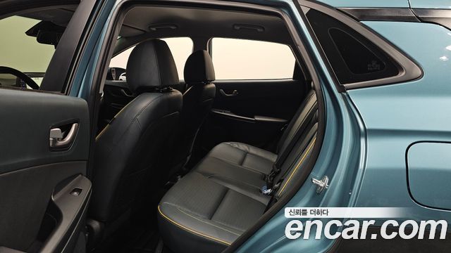 Hyundai Kona 1.6 Turbo 2WD Modern Tech 2018 — фото 12