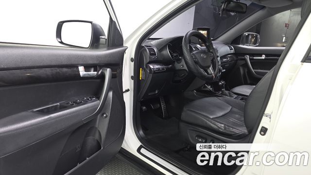 Kia Sorento R Diesel 2.0 2WD Prestige 2014 — фото 10