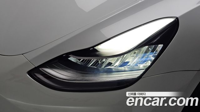 Tesla Model Y Long Range AWD 2022 — фото 22