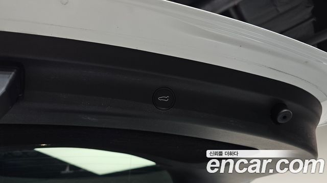 Tesla Model Y Long Range AWD 2022 — фото 27