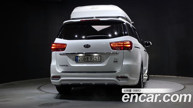 Kia Carnival Gasoline 9-Seater Noblesse Special 2019 — фото 4