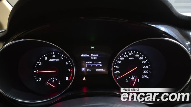 Kia Carnival Gasoline 9-Seater Noblesse Special 2019 — фото 8