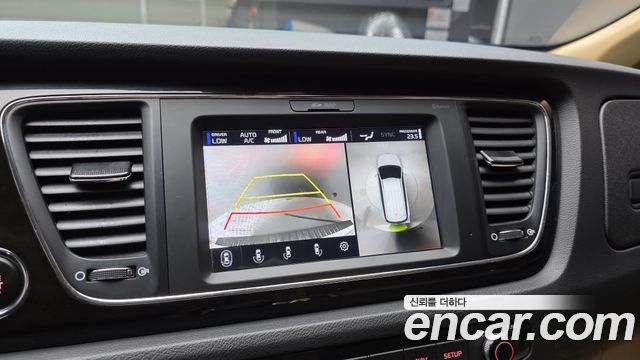 Kia Carnival Gasoline 9-Seater Noblesse Special 2019 — фото 14