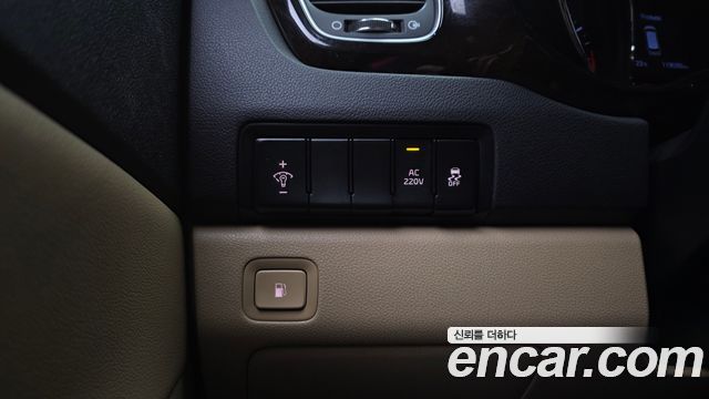 Kia Carnival Gasoline 9-Seater Noblesse Special 2019 — фото 18