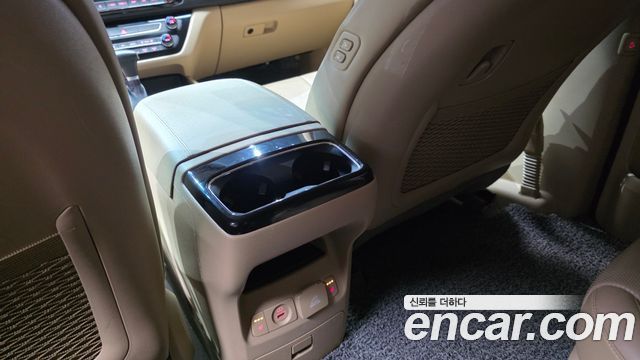 Kia Carnival Gasoline 9-Seater Noblesse Special 2019 — фото 28