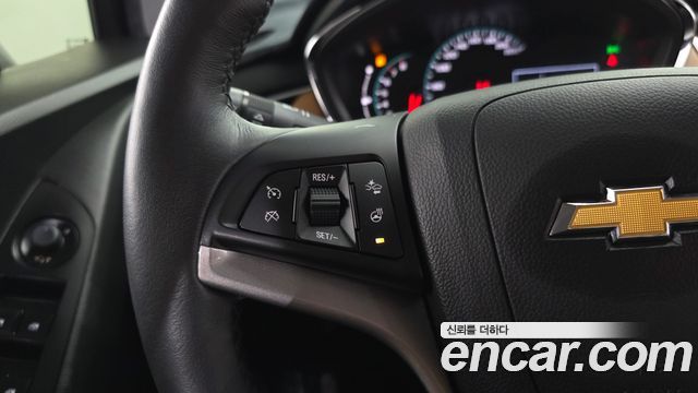 Chevrolet Trax 1.4 Premier 2020 — фото 17