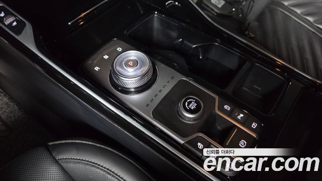 Kia Sorento (IV) Diesel 2.2 2WD Signature 2024 — фото 9