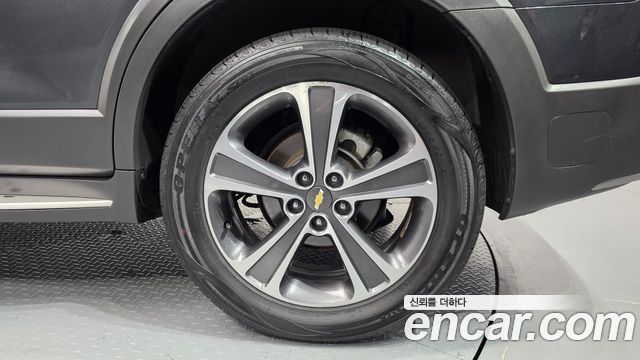 Chevrolet Captiva 2WD LTZ 2016 — фото 5