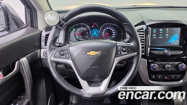 Chevrolet Captiva 2WD LTZ 2016 — фото 13