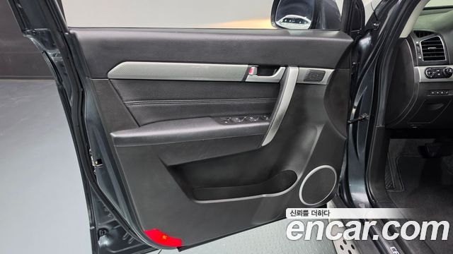 Chevrolet Captiva 2WD LTZ 2016 — фото 24